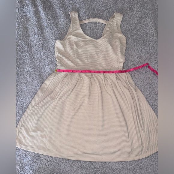 American Eagle Outfitters Dresses & Skirts - American Eagle Outfitters Cream Sleeveless Halter Sundress